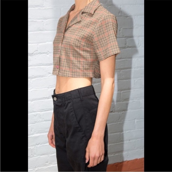 John Galt Brown by Brandy Melville Red Plaid Collared Crop Top Medium - Picture 2 of 11